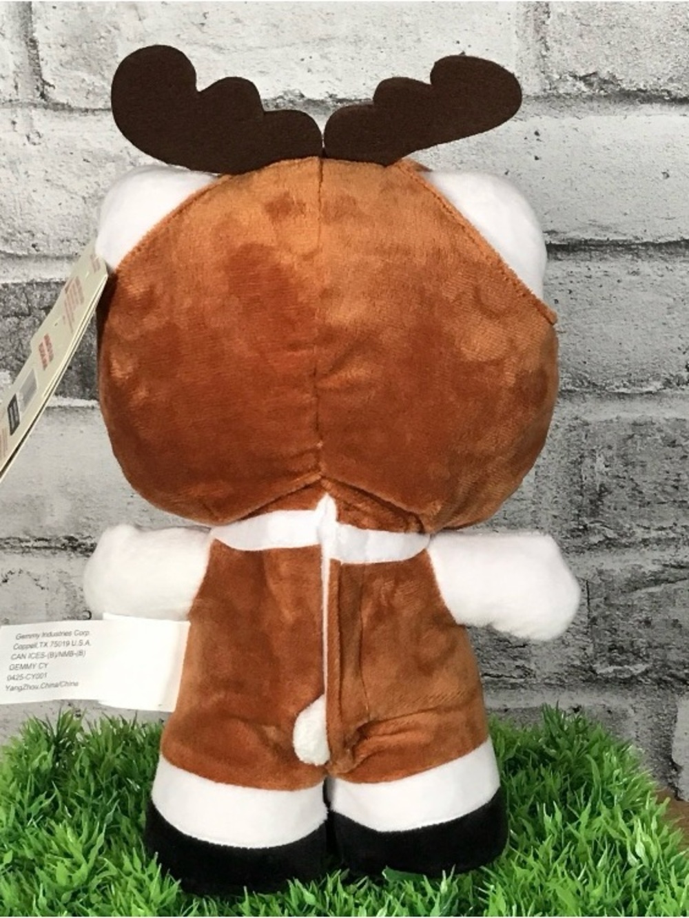 NWT. Hello Kitty 12” Reindeer Musical Animated Christmas Side Stepper Plush - Picture 2 of 9